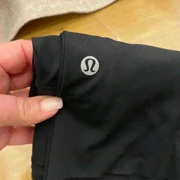 Lululemon Women’s Leggings Crop wide activewear yoga exercise Athleisure 4 - Picture 1 of 16
